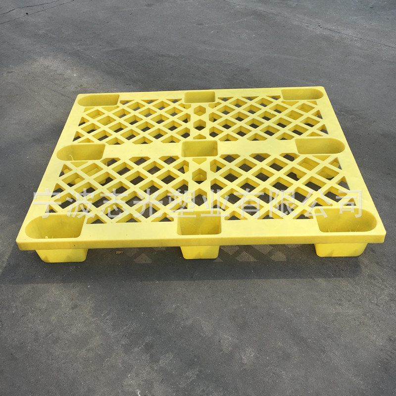 九孔玻璃鋼托盤液壓機(jī)(圖4) 九孔玻璃鋼托盤液壓機(jī)(圖4)