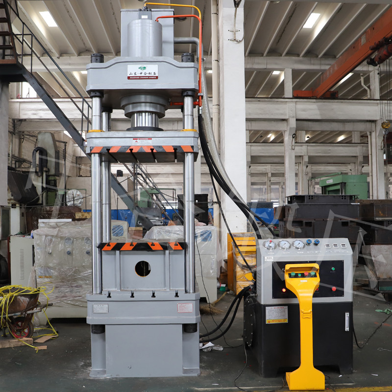 不銹鋼地溝蓋板成型液壓機(jī)(圖1) 不銹鋼地溝蓋板成型液壓機(jī)(圖1)