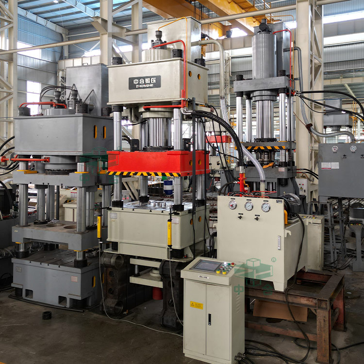 315噸四柱液壓機(jī)帶液壓墊.jpg 315噸四柱液壓機(jī)帶液壓墊.jpg