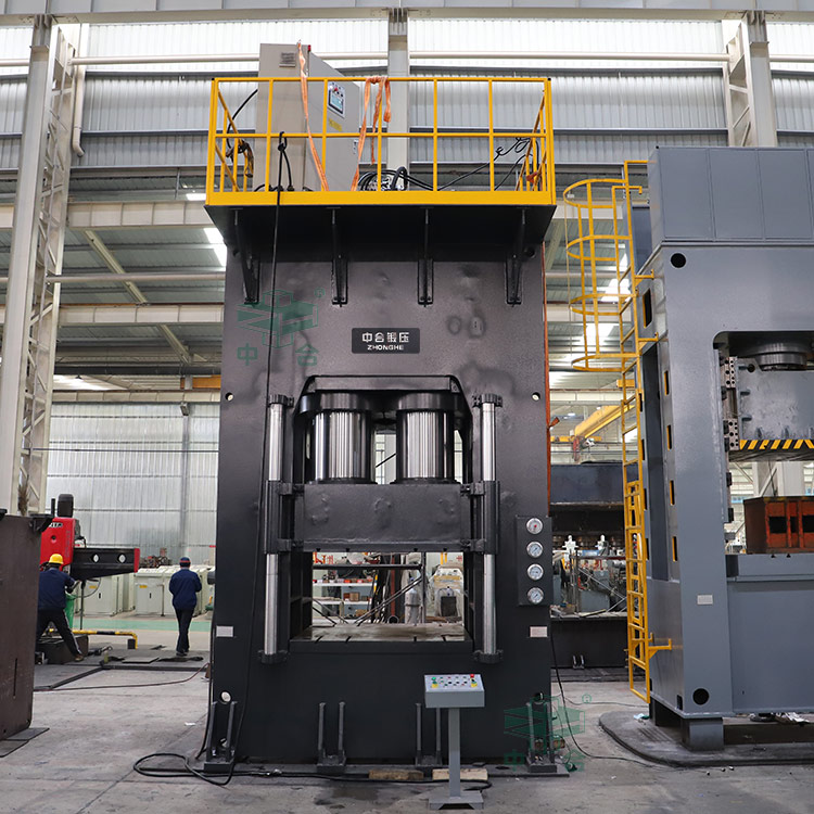 2500噸框架式液壓機(jī)車間實(shí)物.jpg 2500噸框架式液壓機(jī)車間實(shí)物.jpg