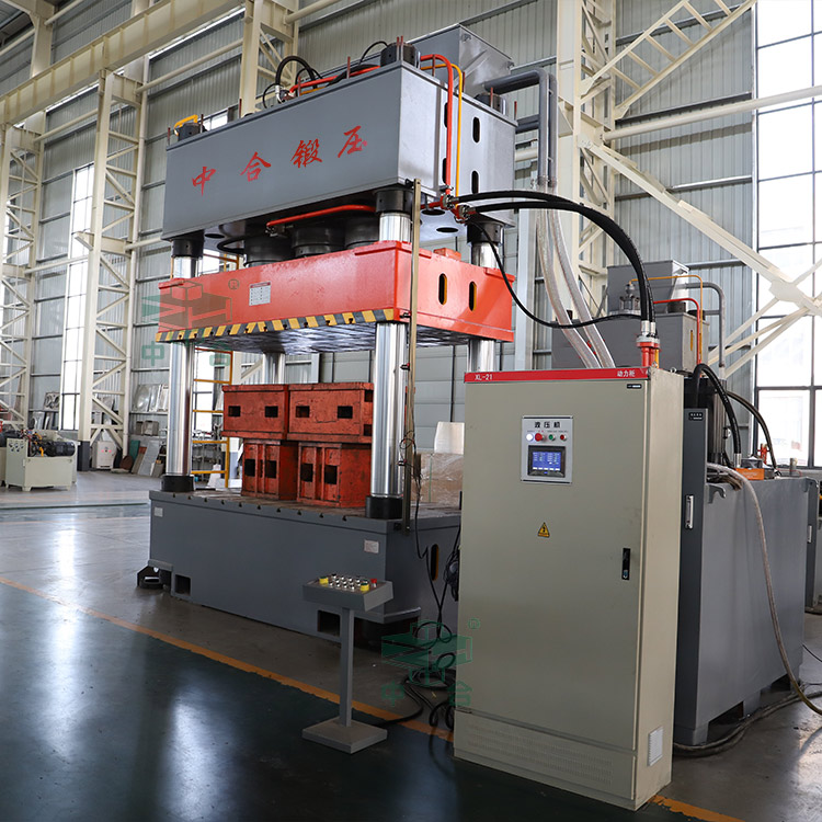 1200噸伺服四柱液壓機.jpg 1200噸伺服四柱液壓機.jpg