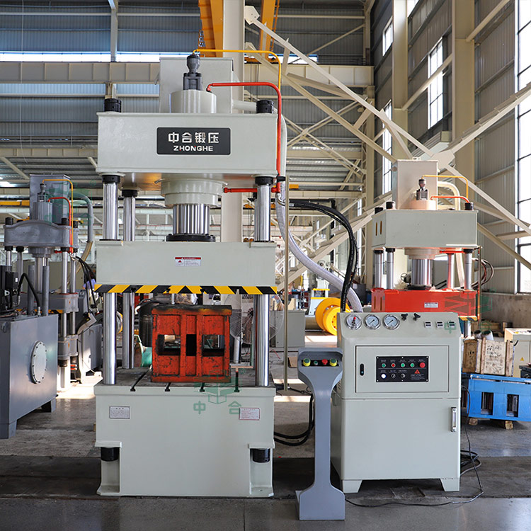 200噸三梁四柱液壓機(jī).jpg 200噸三梁四柱液壓機(jī).jpg