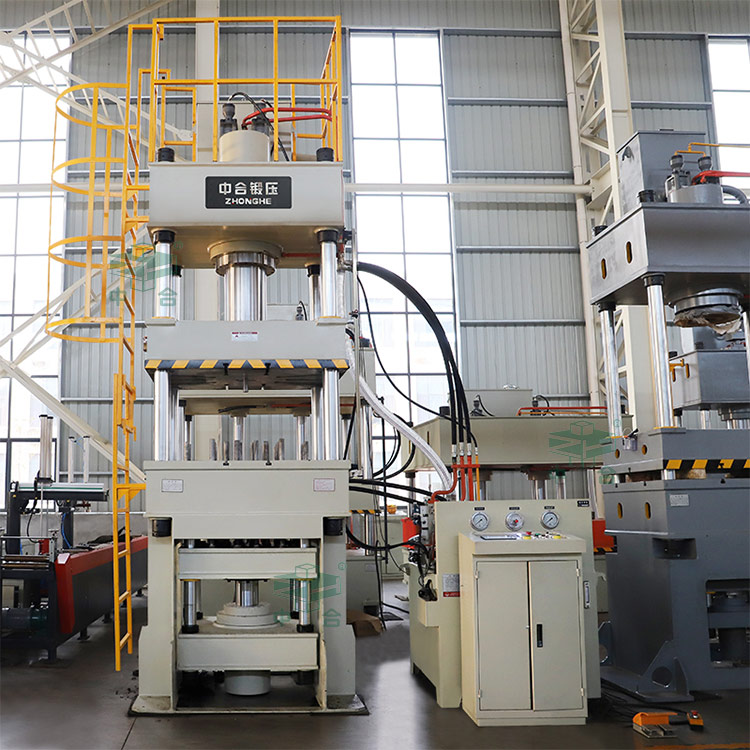 250噸液壓墊拉伸液壓機(jī)車間實(shí)拍.jpg 250噸液壓墊拉伸液壓機(jī)車間實(shí)拍.jpg