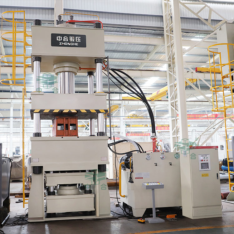 三梁四柱液壓機(jī)帶液壓墊.jpg 三梁四柱液壓機(jī)帶液壓墊.jpg