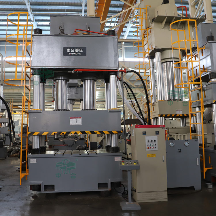 大臺(tái)面500噸四柱液壓機(jī) 大臺(tái)面500噸四柱液壓機(jī)