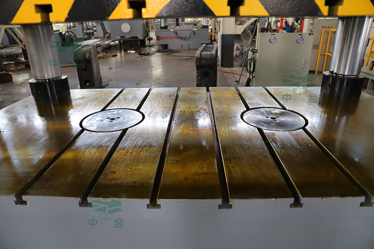 工作臺(tái)(雙下頂缸).jpg 工作臺(tái)(雙下頂缸).jpg