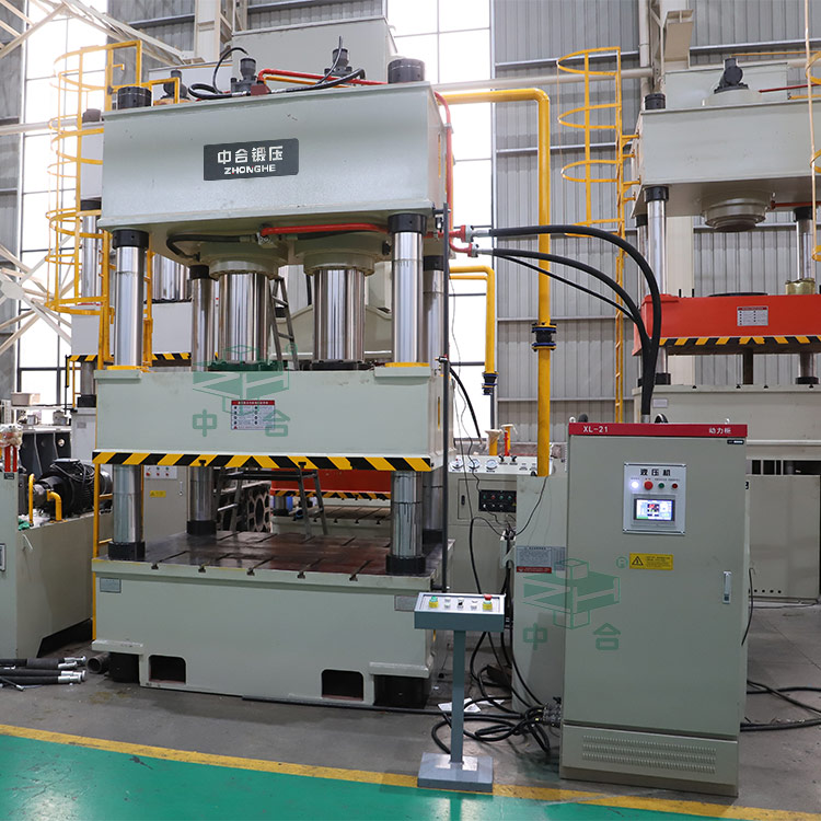 630噸三梁四柱液壓機(jī)按需定制.jpg 630噸三梁四柱液壓機(jī)按需定制.jpg