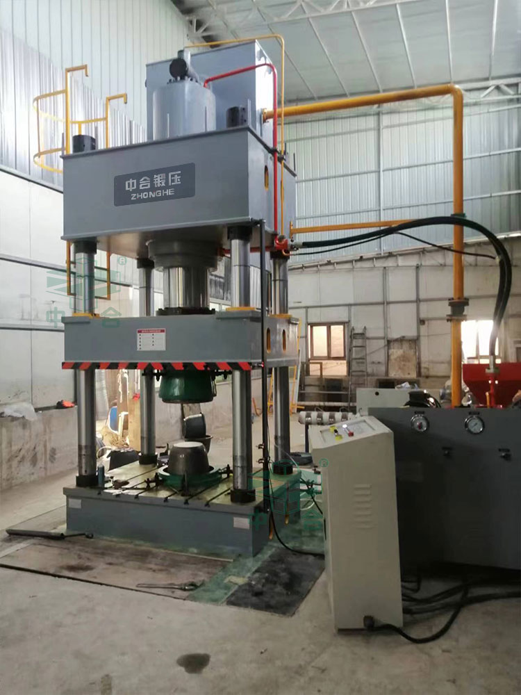 塑料花盆成型液壓機(jī)試機(jī)成功.jpg 塑料花盆成型液壓機(jī)試機(jī)成功.jpg