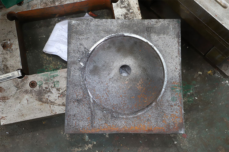 錨桿托盤(pán).jpg 錨桿托盤(pán).jpg