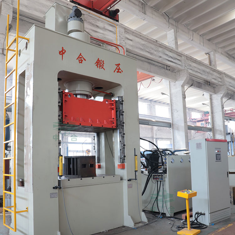 400噸框架式油壓機(jī).jpg 400噸框架式油壓機(jī).jpg