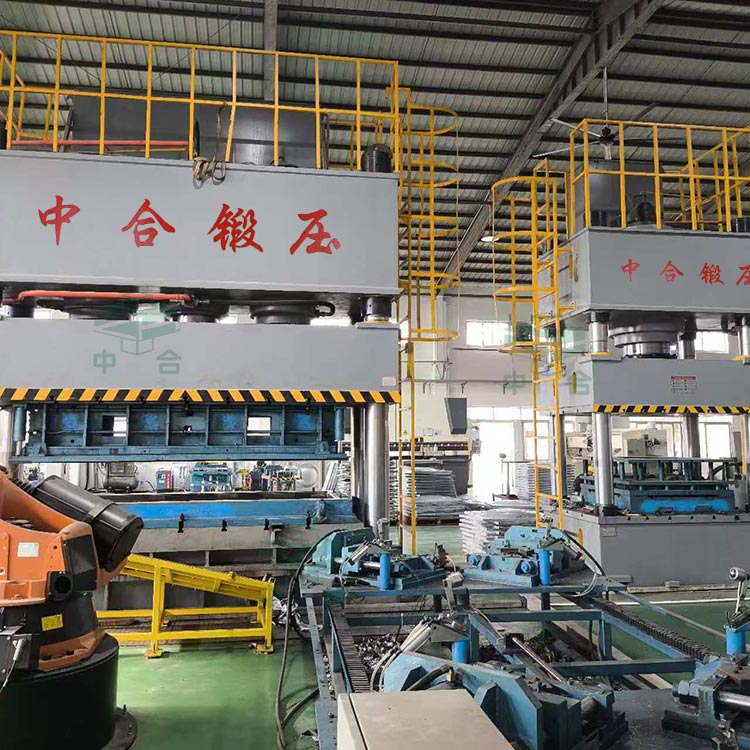 1500噸四柱液壓機搭配剪角機 1500噸四柱液壓機搭配剪角機