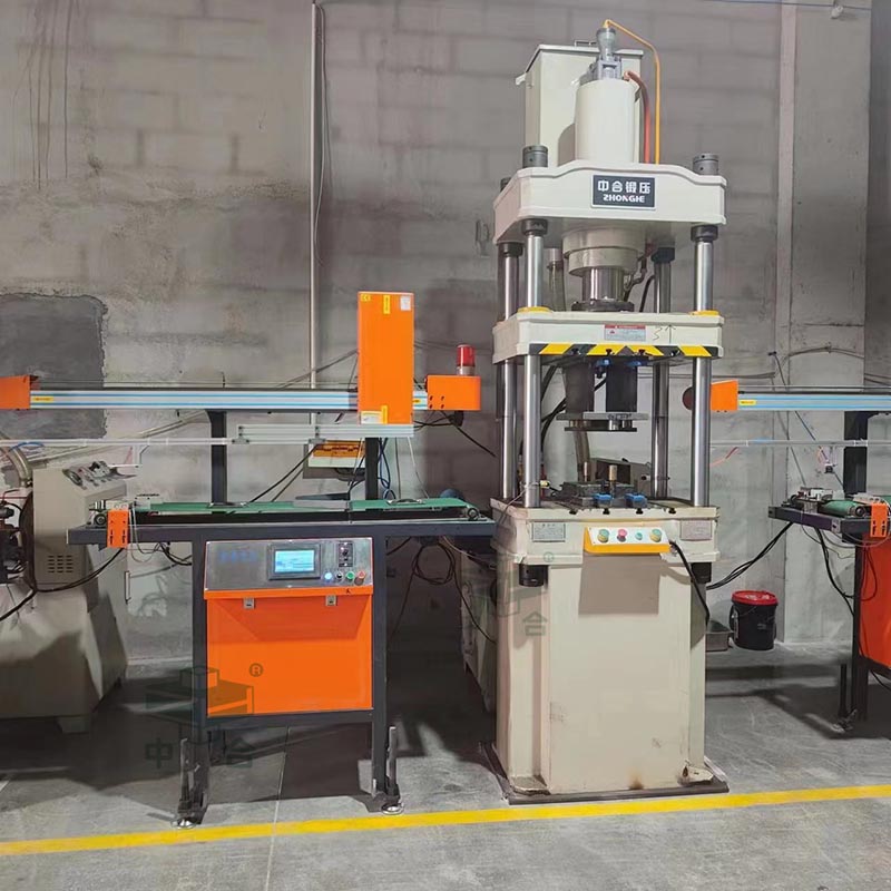 100噸廚具配件成型液壓機生產(chǎn)線.jpg 100噸廚具配件成型液壓機生產(chǎn)線.jpg