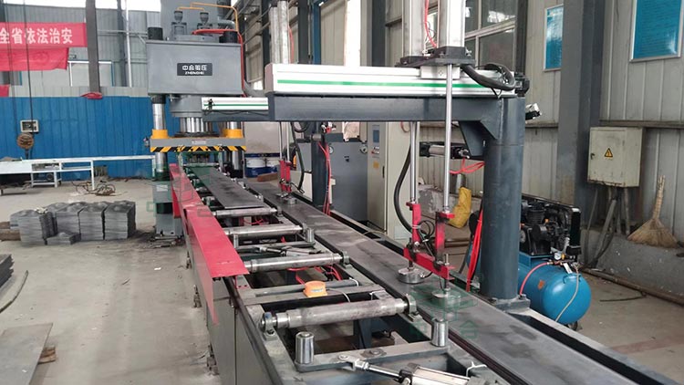 500噸錨桿托盤(pán)自動(dòng)化生產(chǎn)線.jpg 500噸錨桿托盤(pán)自動(dòng)化生產(chǎn)線.jpg