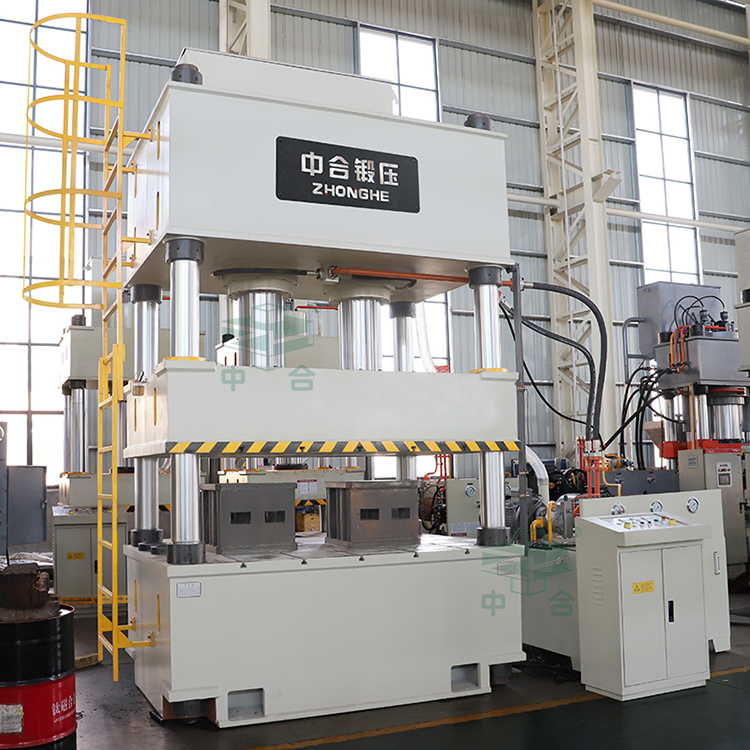 四柱液壓機(jī).jpg 四柱液壓機(jī).jpg