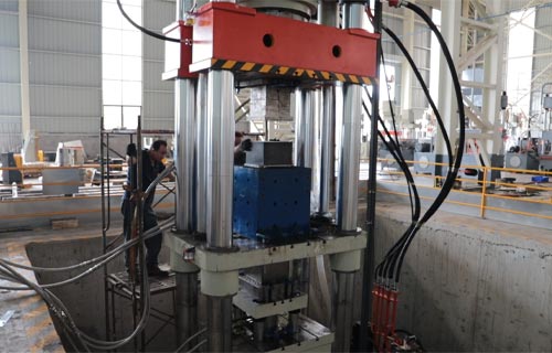 匣缽液壓機：智能化工業(yè)生產(chǎn)的關(guān)鍵工具