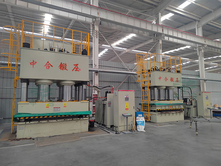 壓濾機(jī)濾板成型液壓機(jī).jpg 壓濾機(jī)濾板成型液壓機(jī).jpg