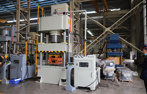 滕州315噸四柱液壓機廠家的技術(shù)優(yōu)勢