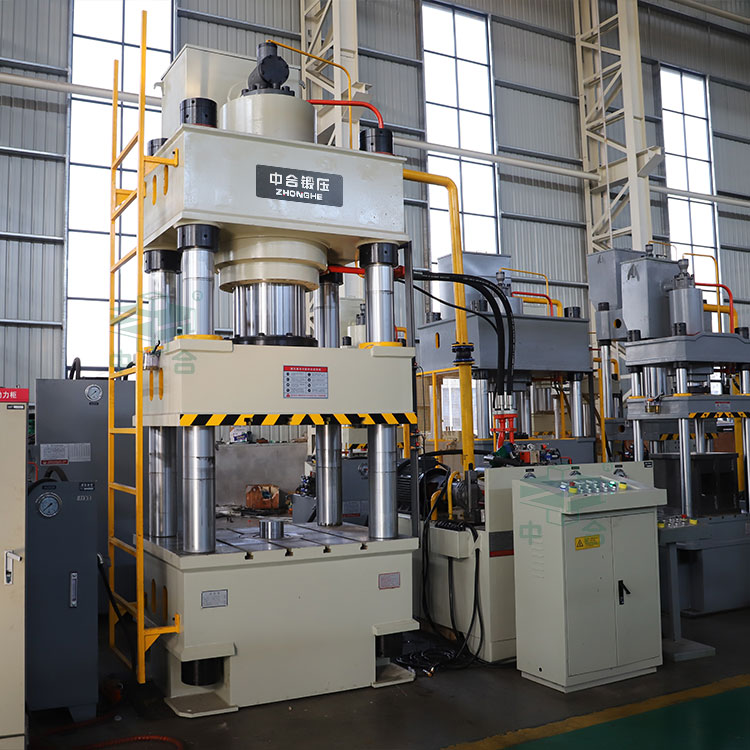 500噸四柱液壓機.jpg 500噸四柱液壓機.jpg