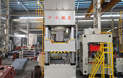 滕州800噸三梁四柱液壓機(jī)-800噸油壓機(jī)