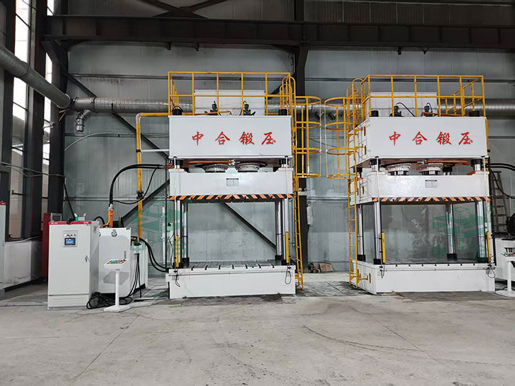 630噸拉伸液壓機(jī).jpg 630噸拉伸液壓機(jī).jpg