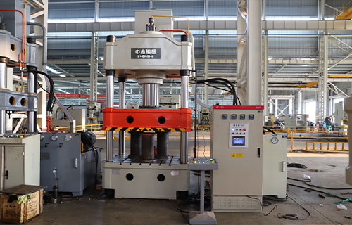 滕州液壓機生產(chǎn)廠家-伺服315噸四柱液壓機設(shè)備定制