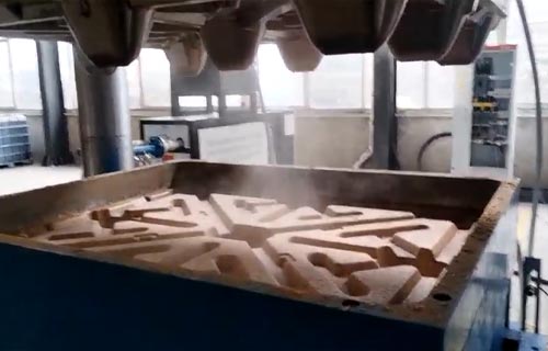 木屑托盤液壓機(jī)多少錢？