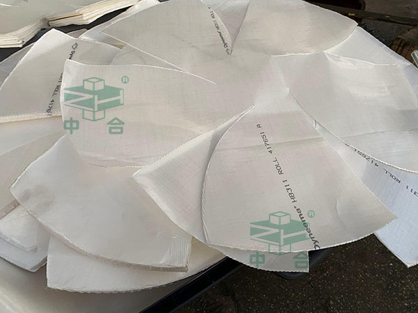 PE無(wú)紡布.jpg PE無(wú)紡布.jpg