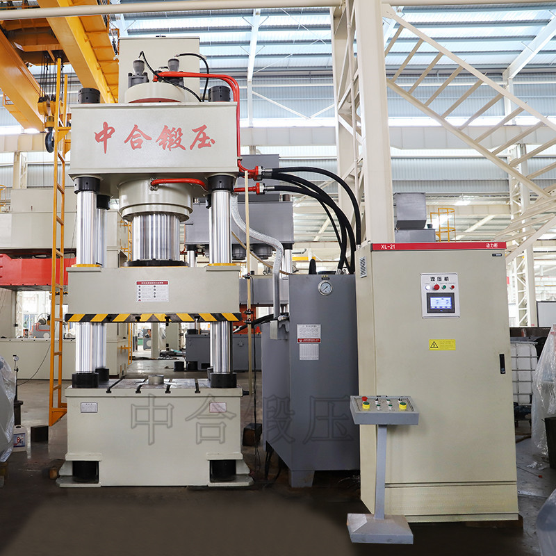 500噸伺服液壓機(jī)車間實(shí)物 500噸伺服液壓機(jī)車間實(shí)物