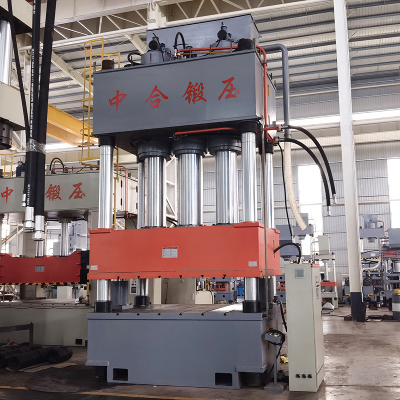 1500噸復合材料液壓機 1500噸復合材料液壓機