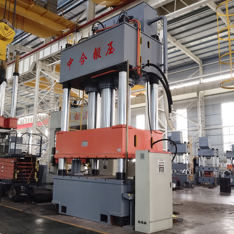 1500噸復合材料成型液壓機 1500噸復合材料成型液壓機