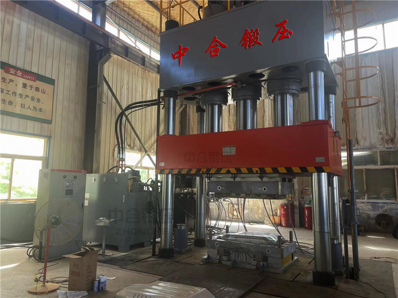 1500噸油壓機(jī)_伺服油壓機(jī) 1500噸油壓機(jī)_伺服油壓機(jī)