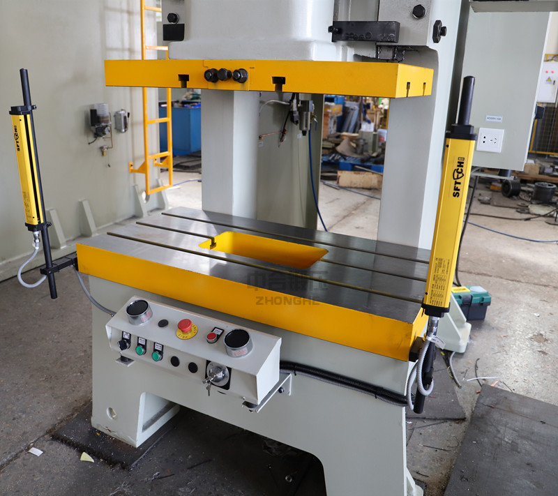 沖床_光柵保護(hù)裝置 沖床_光柵保護(hù)裝置