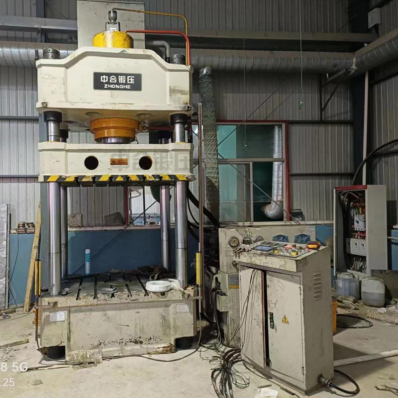 樹脂井蓋地磚生產(chǎn)設(shè)備_315噸油壓機(jī)_國標(biāo)液壓機(jī)(圖3) 樹脂井蓋地磚生產(chǎn)設(shè)備_315噸油壓機(jī)_國標(biāo)液壓機(jī)(圖3)