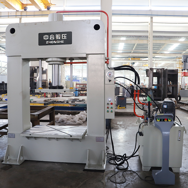 160噸龍門(mén)液壓機(jī) 160噸龍門(mén)液壓機(jī)