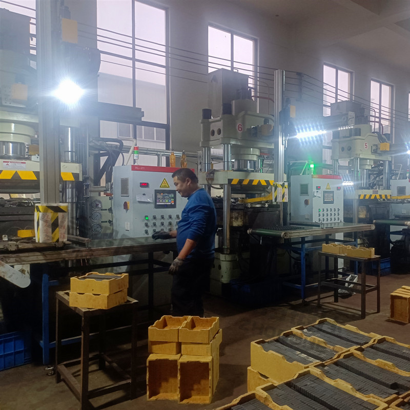 磁性粉末成型液壓機(jī) 磁性粉末成型液壓機(jī)