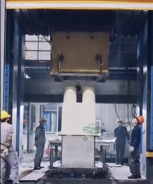 華夫筒/板模壓成型液壓機(jī)_SMC熱壓成型液壓機(jī)(圖5) 華夫筒/板模壓成型液壓機(jī)_SMC熱壓成型液壓機(jī)(圖5)