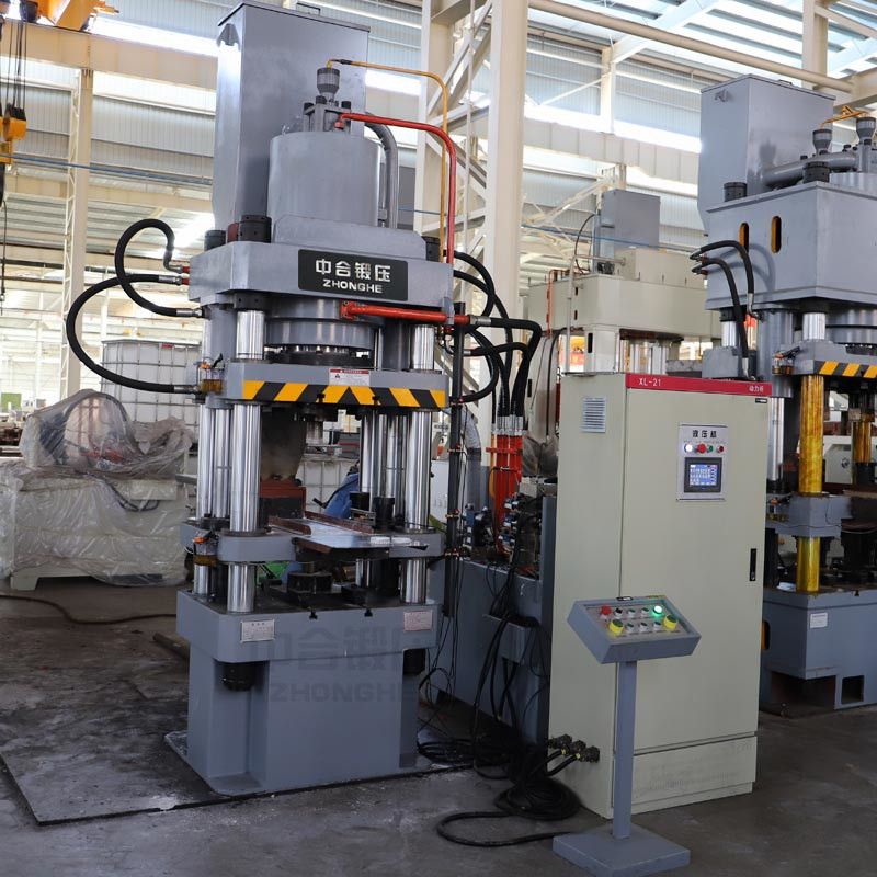 200噸四梁四柱液壓機(jī)_稀土粉末成型設(shè)備 200噸四梁四柱液壓機(jī)_稀土粉末成型設(shè)備