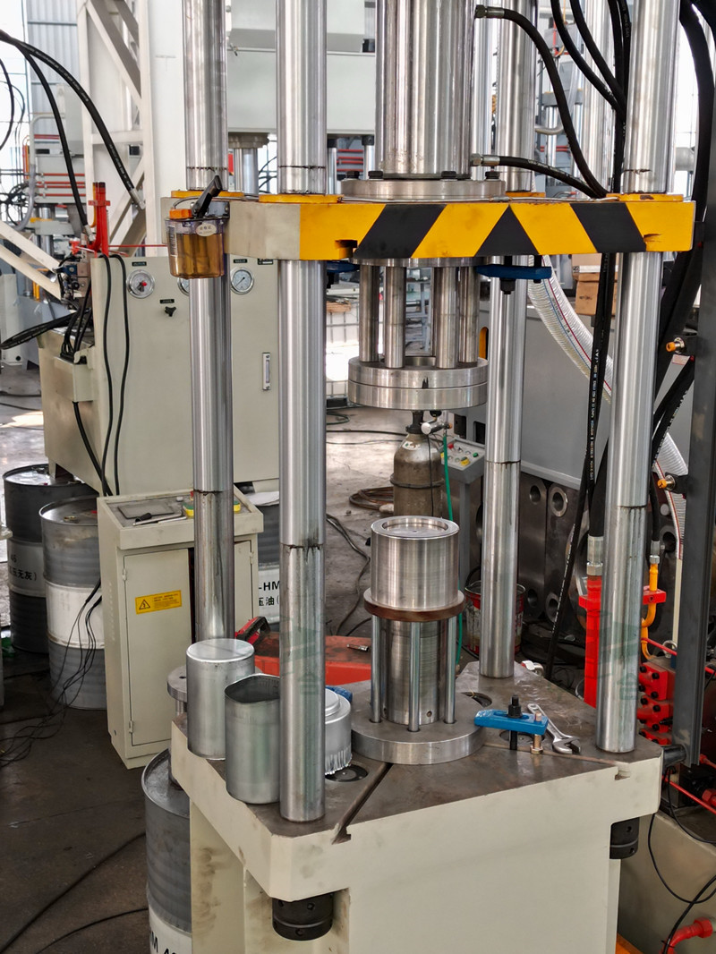 80噸薄板拉伸液壓機 80噸薄板拉伸液壓機