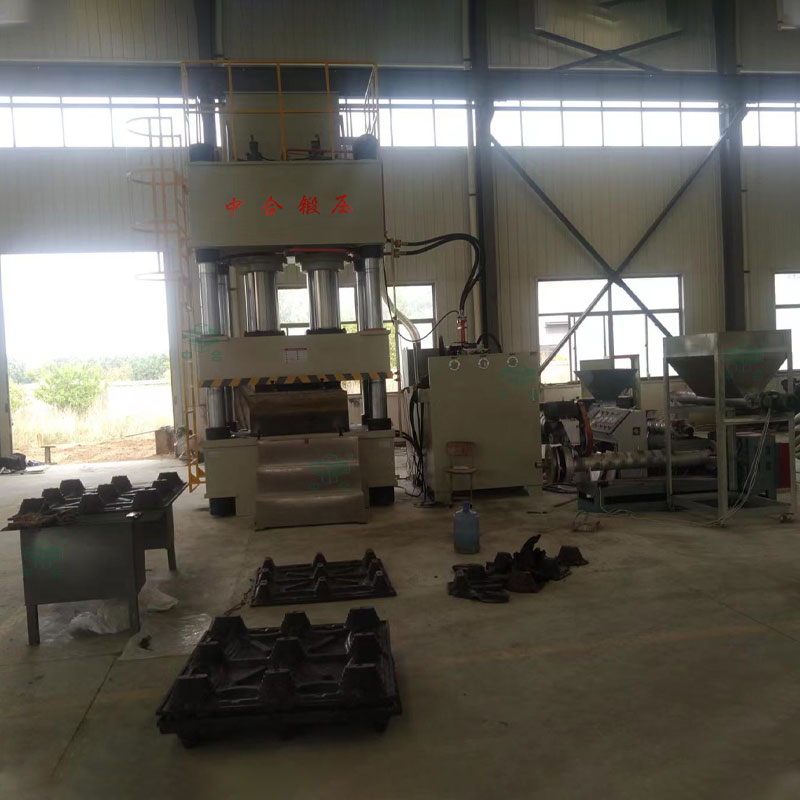 800噸模壓托盤成型液壓機-環(huán)保塑料模壓托盤生產(chǎn)工藝(圖3) 800噸模壓托盤成型液壓機-環(huán)保塑料模壓托盤生產(chǎn)工藝(圖3)