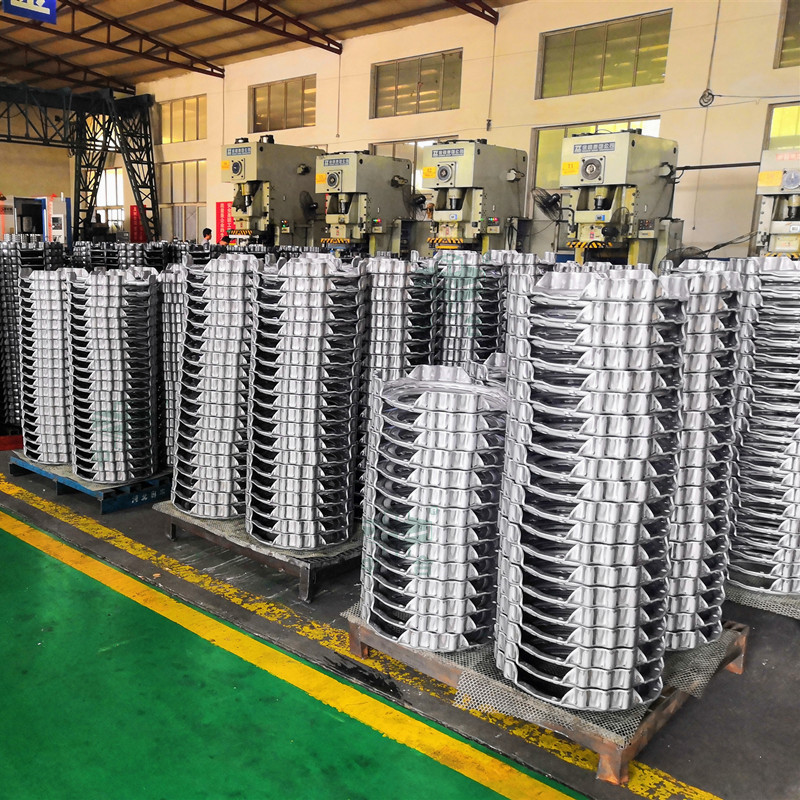 2000噸離合器外殼液壓機(jī)-汽車(chē)配件生產(chǎn)設(shè)備(圖5) 2000噸離合器外殼液壓機(jī)-汽車(chē)配件生產(chǎn)設(shè)備(圖5)