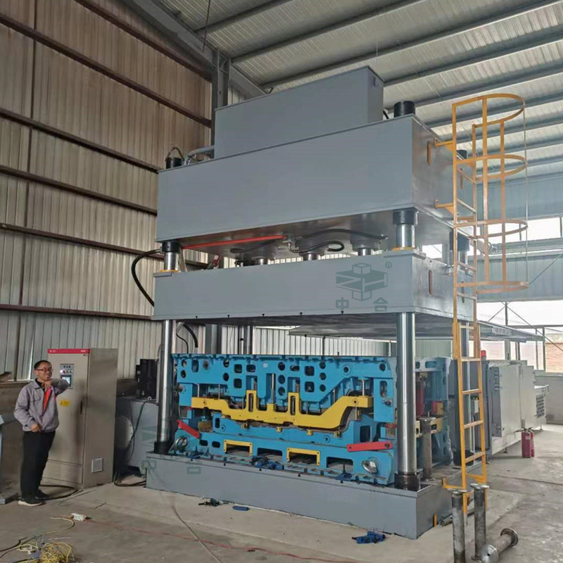 315噸汽車(chē)內(nèi)飾件成型液壓機(jī)-大臺(tái)面液壓機(jī)定制(圖2) 315噸汽車(chē)內(nèi)飾件成型液壓機(jī)-大臺(tái)面液壓機(jī)定制(圖2)