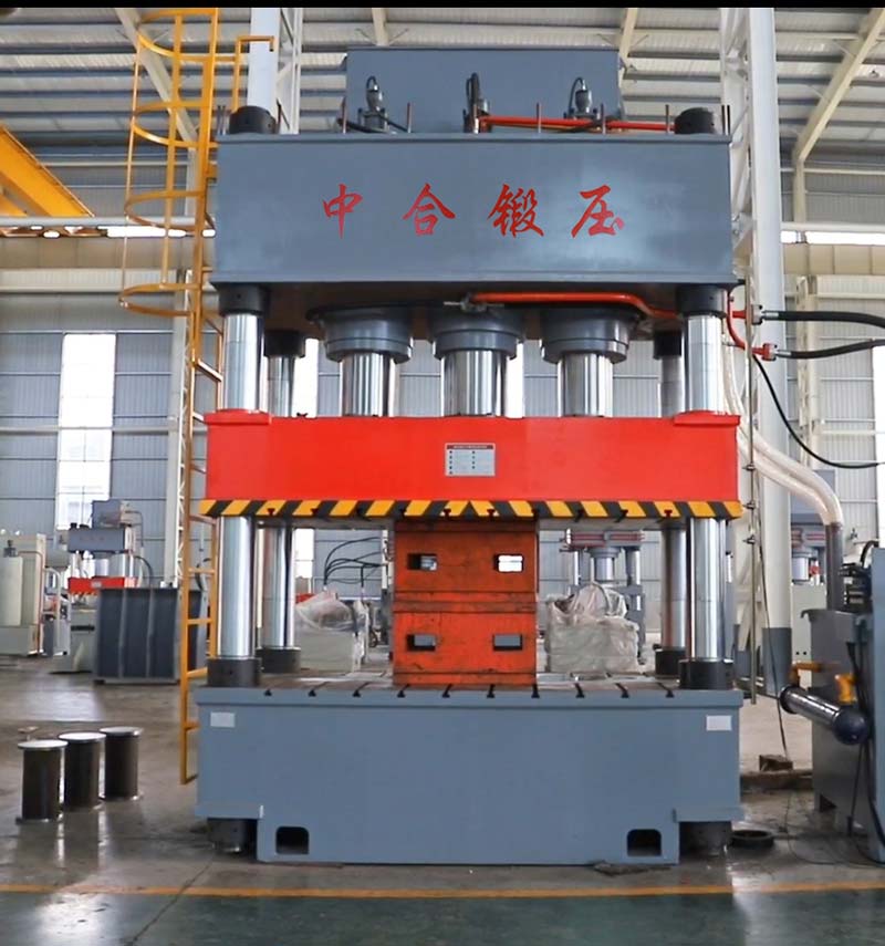 1500噸三梁四柱液壓機的參數(shù)、價格(圖1)